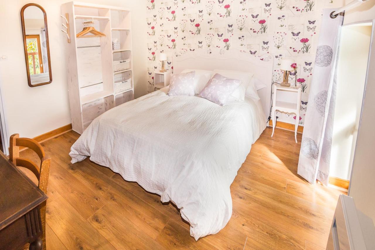 Bed and Breakfast Entre Canal Et Vignes Эсколив-Сент-Камиль Экстерьер фото